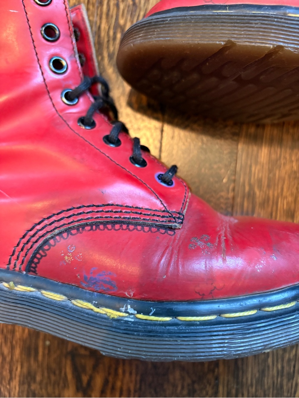 Vintage 90s Made in England Doc Martens - Picture 8 of 12